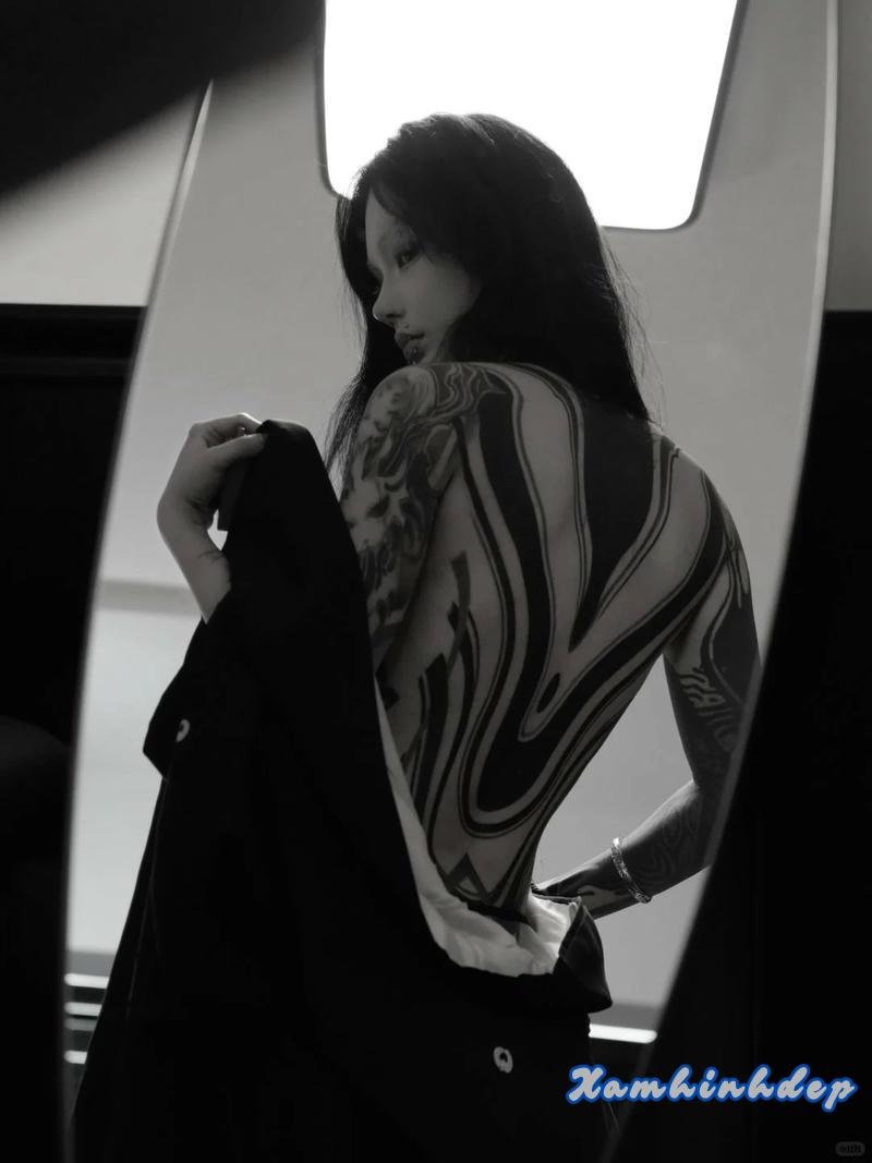 hình xăm full lưng đẹp.