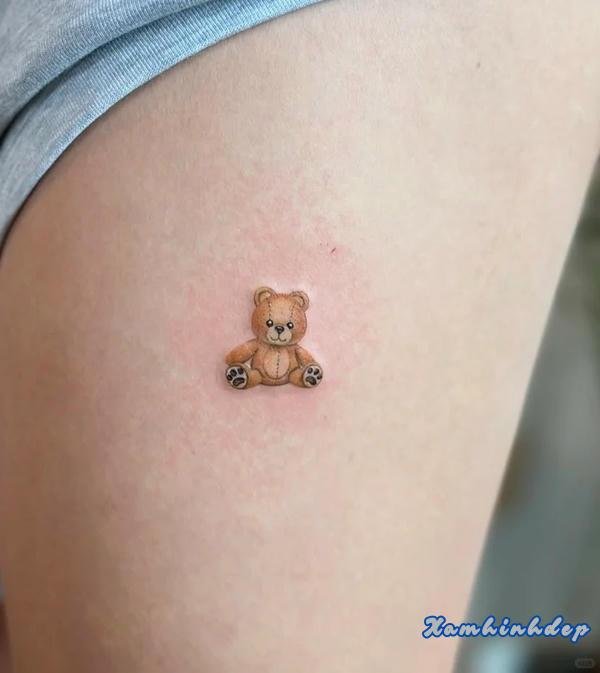 hình xăm hoạt hình thu hút.