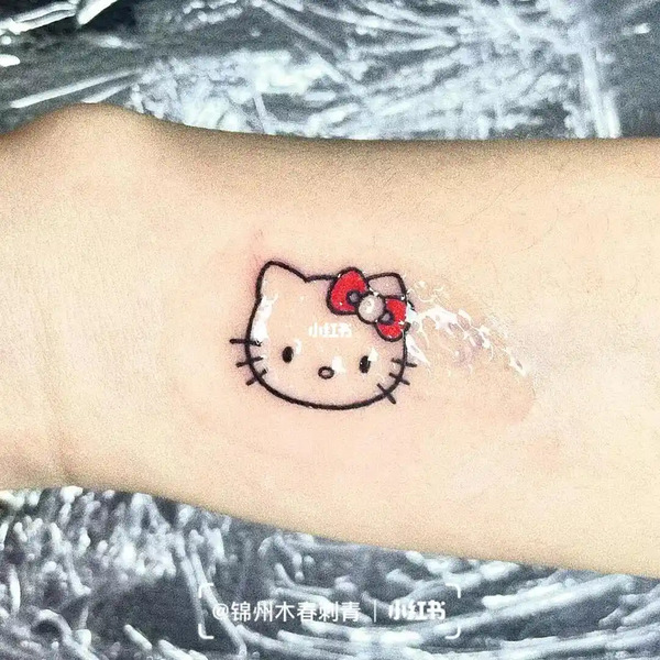 xăm hình hello kitty nữ