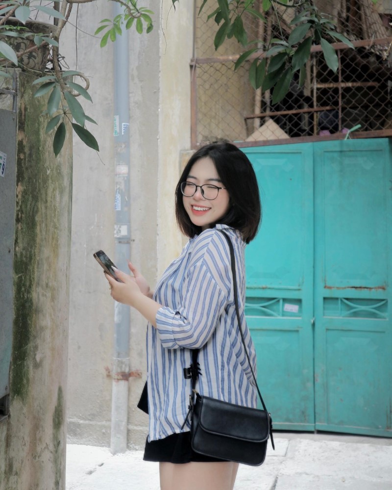 ảnh gái xinh cười cute