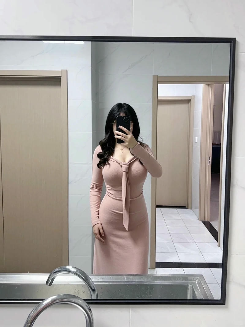 gái xinh mặc pinky sexy