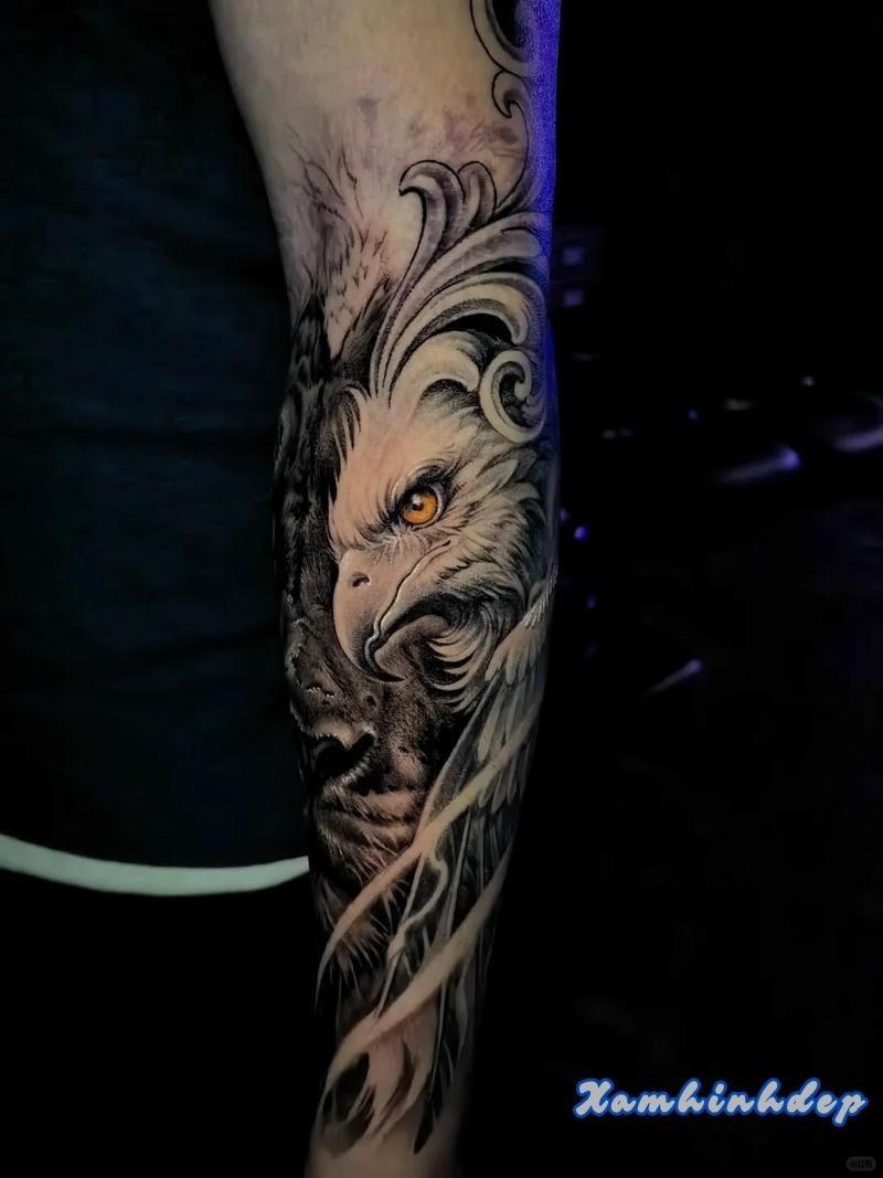 hình xăm đại bàng nổi bật.