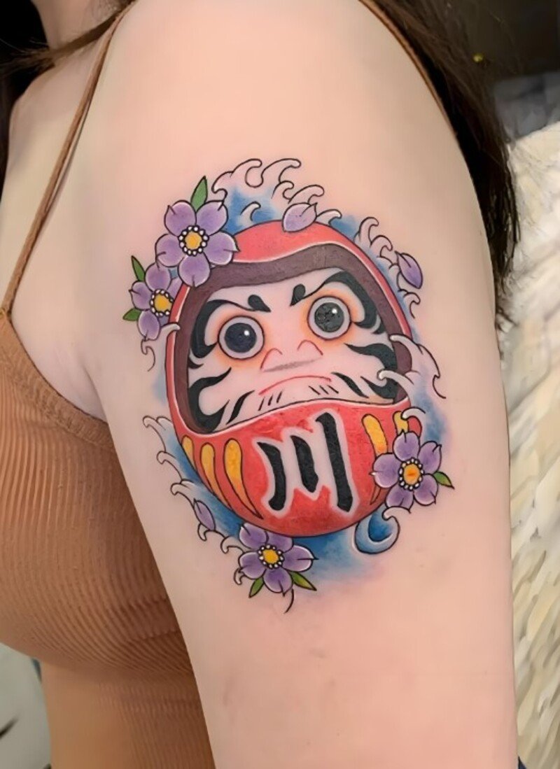 hình xăm daruma cho gái xinh