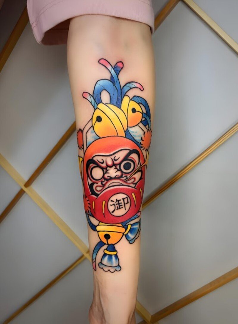 hình xăm daruma sắc nét cho nữ