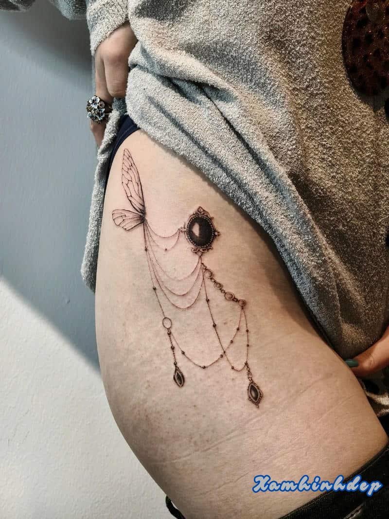 hình xăm đùi thời thượng đẹp.