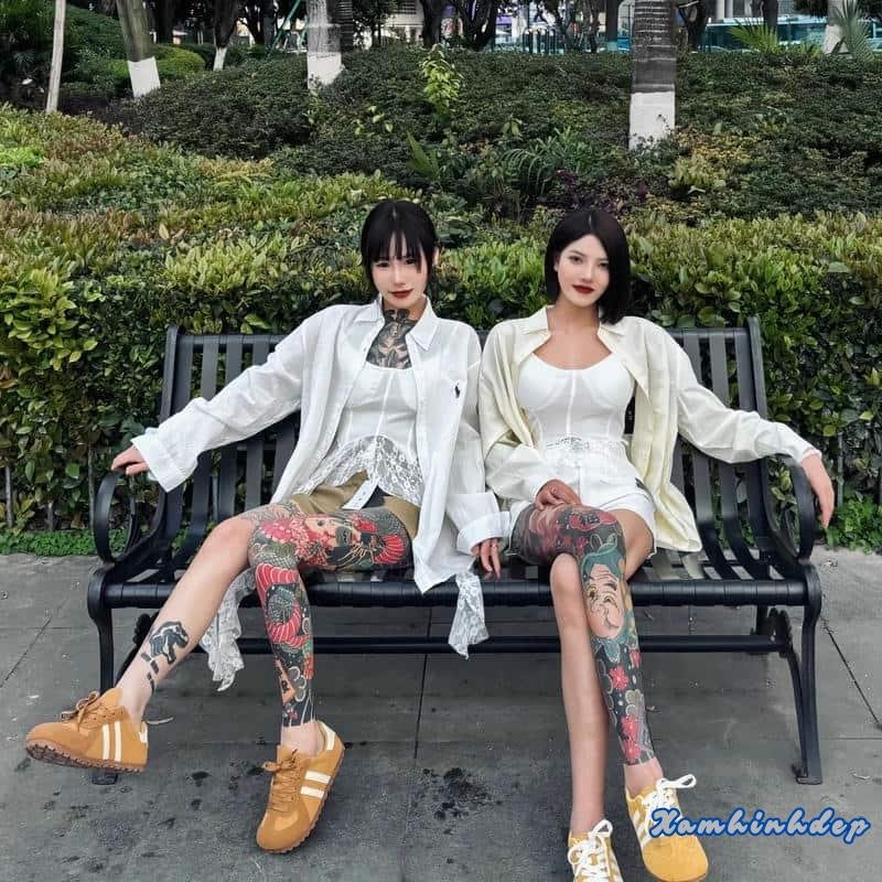 hình xăm full chân chất