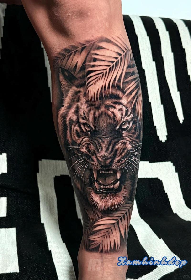 hình xăm hổ uy lực mạnh.