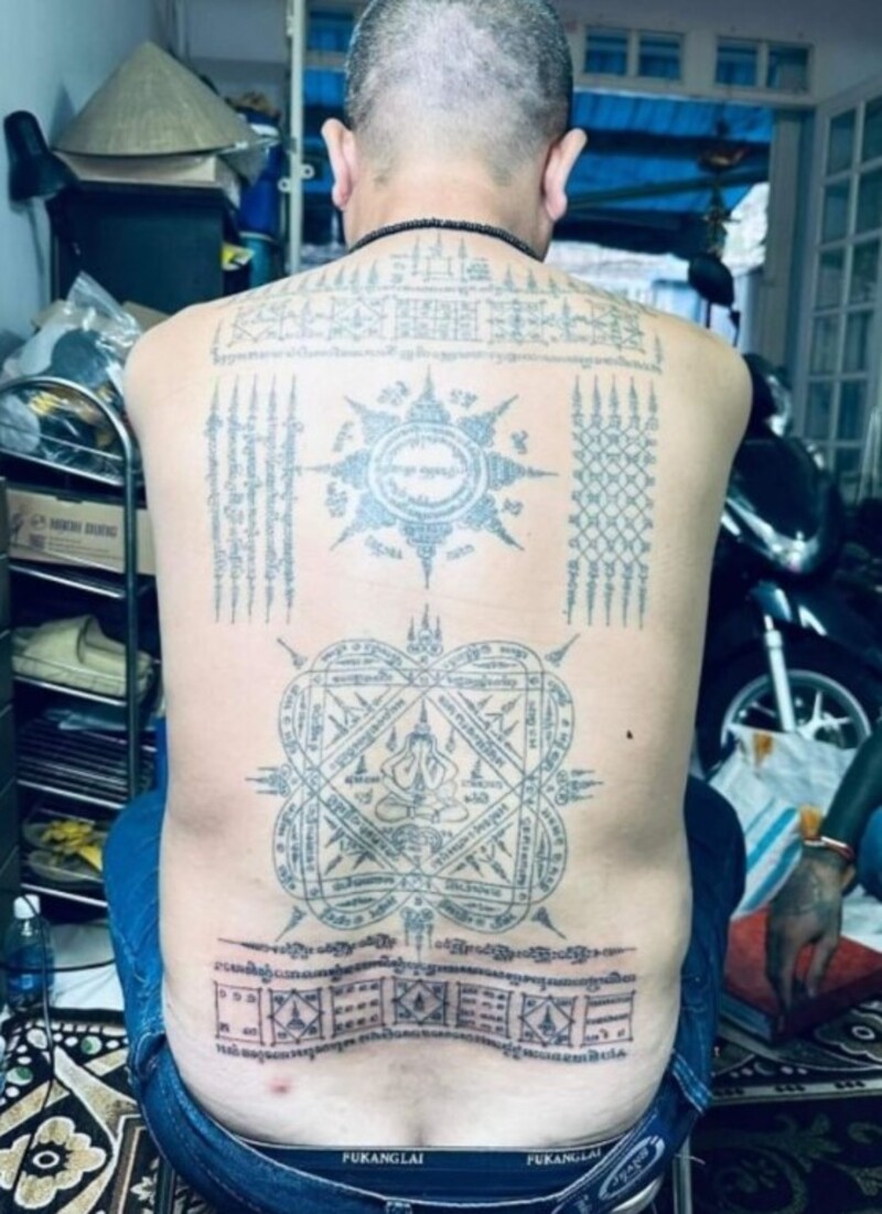 hình xăm khmer kín lưng cho nam
