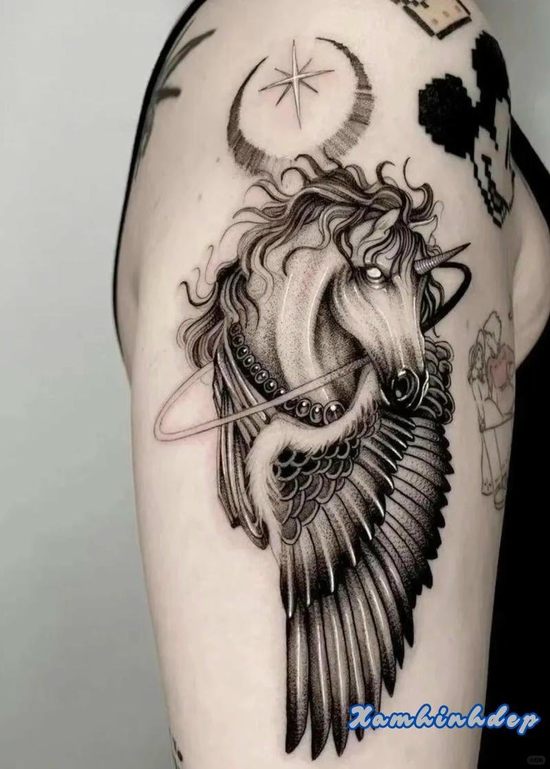 hình xăm kỳ lân tinh xảo.