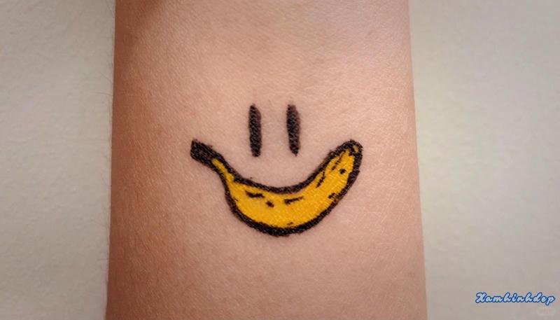 hình xăm mặt cười nghệ thuật.