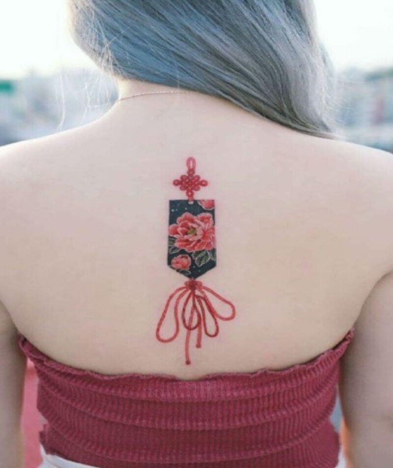 hình xăm may mắn nhật bản cho nữ