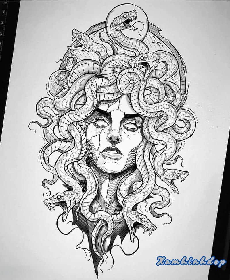 hình xăm medusa độc đáo.