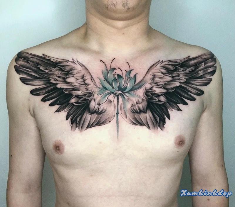 hình xăm ngực nam nổi bật.