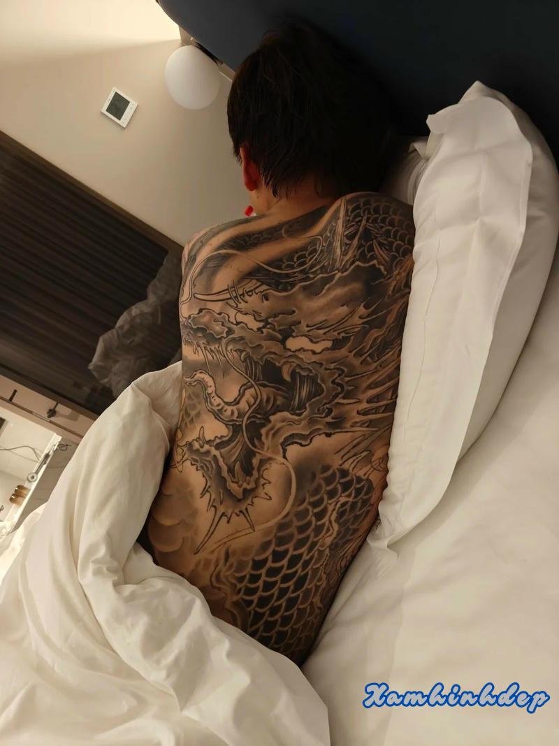 hình xăm rồng phong cách.