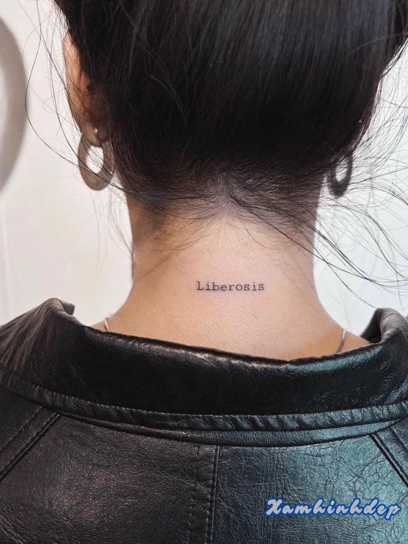 hình xăm sau gáy đẹp.