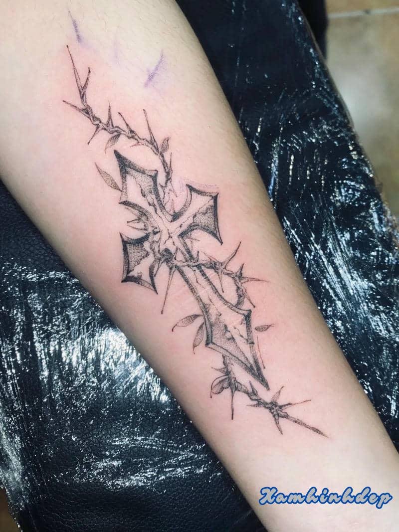 hình xăm thánh giá cá tính.