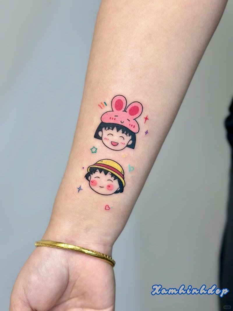 mẫu hình xăm cổ tay nữ nhẹ nhàng xinh xắn.