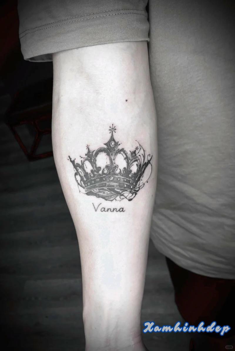 mẫu hình xăm vương miện.