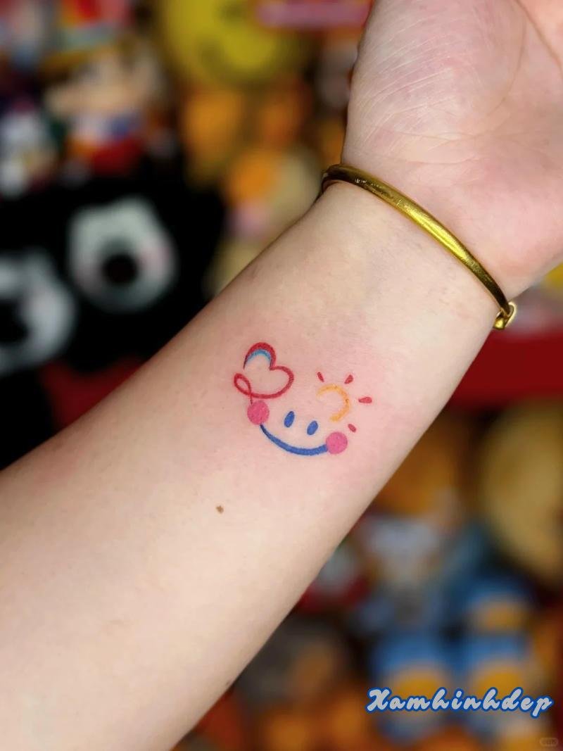 mẫu tattoo cute cho nữ tông màu dịu dàng.