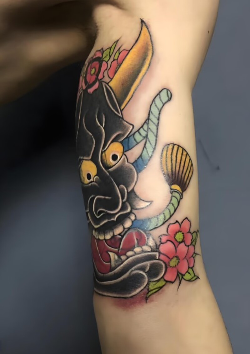 mẫu xăm mặt quỷ cho nam