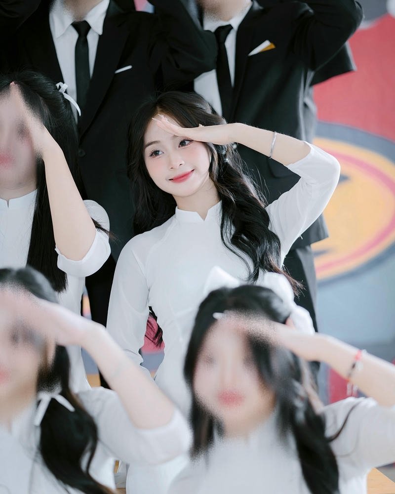 gái xinh 2k10 dâm