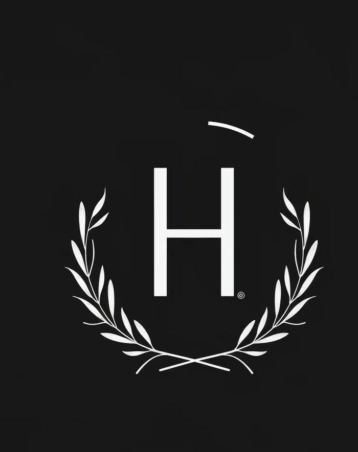 hình nền chữ h nền đen