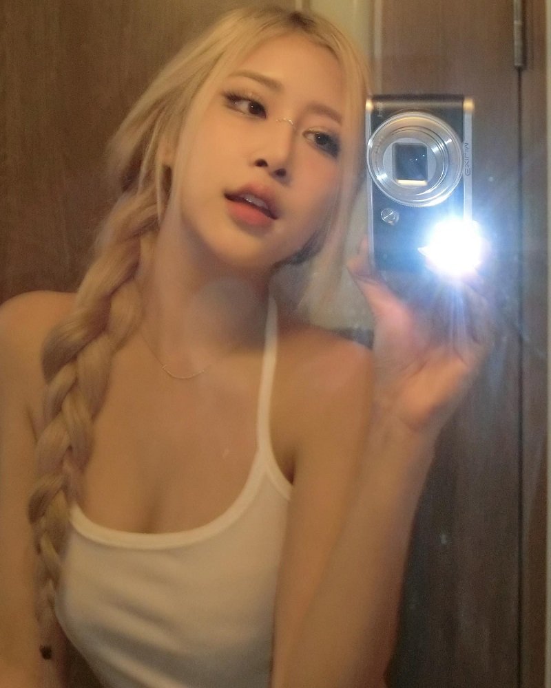 ảnh sex lê huyền diệu 1