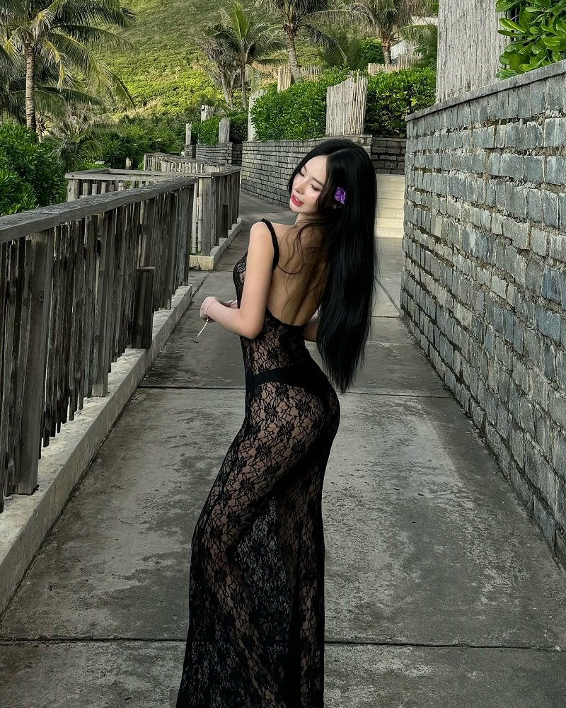 ảnh sex uyên ni 4