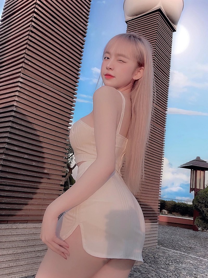 ảnh trần huyền châu nude 3