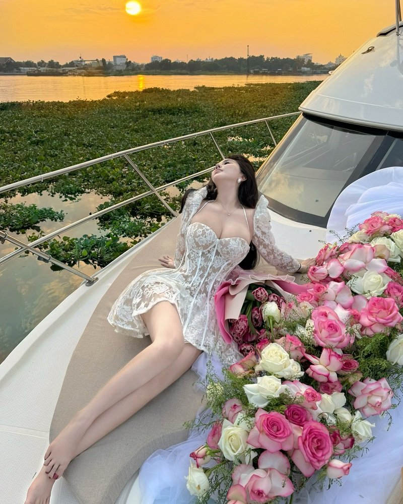 võ ngọc trân sexy 2