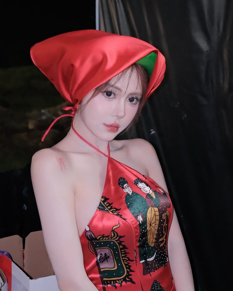 võ nữ ngân hà sex 1